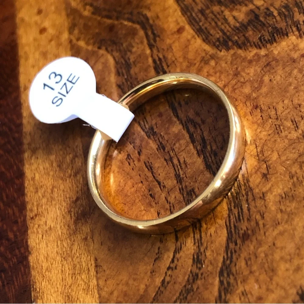Men’s 18kt solid yellow gold 4mm classic dome wedding band NWT 13